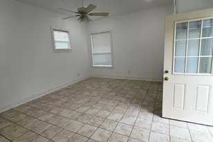 5201 Leeland St, Houston, TX 77023 - Photo 2