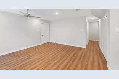 8120 Laura Koppe Road, Houston, TX 77028 - Photo 10