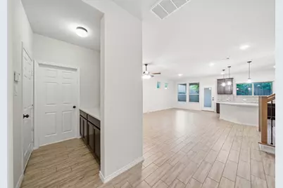 8663 Cedardale Park Drive, Houston, TX 77063 - Photo 8