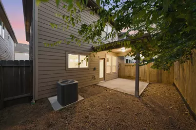 8663 Cedardale Park Drive, Houston, TX 77063 - Photo 6