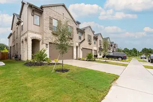 6522 Bramble Cv Ln, Fulshear, TX 77441 - Photo 2