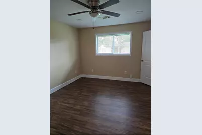 2023 Barnsley Lane, Houston, TX 77088 - Photo 6