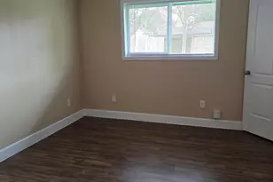 2023 Barnsley Ln, Houston, TX 77088 - Photo 6