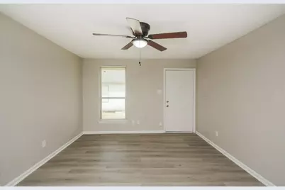 6014 Collingsworth Street #2, Houston, TX 77026 - Photo 14