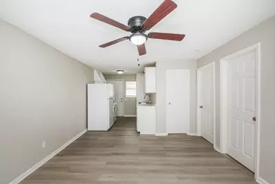 6014 Collingsworth Street #2, Houston, TX 77026 - Photo 6
