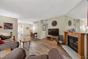 1515 Sandy Springs Rd, Houston, TX 77042 - Photo 10
