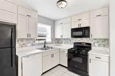 22906 Sherioaks Lane, Spring, TX 77389 - Photo 6