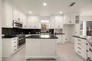 28219 Longspur Dr, Katy, TX 77494 - Photo 2