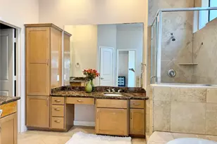 1910 Woodbury St, Houston, TX 77030 - Photo 20