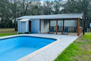 690 N Barbee St, Lovelady, TX 75851 - Photo 12