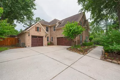 15 Pawprint Place, The Woodlands, TX 77382 - Photo 2