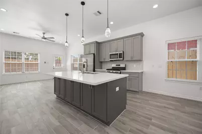 4406 Sterling Street #B, Houston, TX 77051 - Photo 6