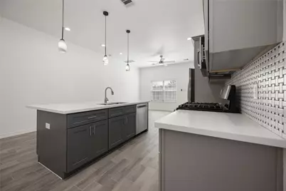 4406 Sterling Street #B, Houston, TX 77051 - Photo 10