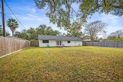 10319 Old Orchard Road, La Porte, TX 77571 - Photo 18