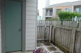 3220 69th St, Galveston, TX 77551 - Photo 18