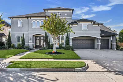 2504 Baywater Canyon Drive, Pearland, TX 77584 - Photo 2