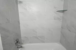 4057 Woodfox St, Houston, TX 77025 - Photo 10