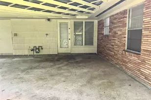 4057 Woodfox St, Houston, TX 77025 - Photo 16