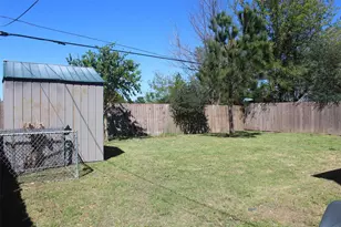 3322 McCrarey Dr, Houston, TX 77088 - Photo 16