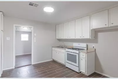 3322 McCrarey Drive, Houston, TX 77088 - Photo 6