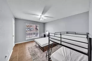 9350 Country Creek Dr, Houston, TX 77036 - Photo 18