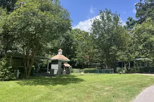 149 Hickory Hollow, Onalaska, TX 77360 - Photo 4