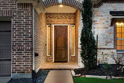 18 Chase Mills Place, Tomball, TX 77375 - Photo 2