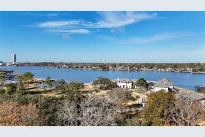 404 Lakeshore Drive, El Lago, TX 77586 - Photo 4