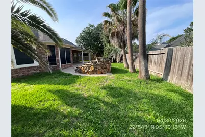 8322 Castle Pond Court, Houston, TX 77095 - Photo 18
