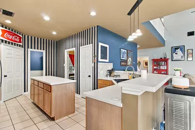 2922 Marble Falls Drive, Pearland, TX 77584 - Photo 8