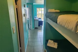 9520 Seawall Blvd, Galveston, TX 77554 - Photo 10