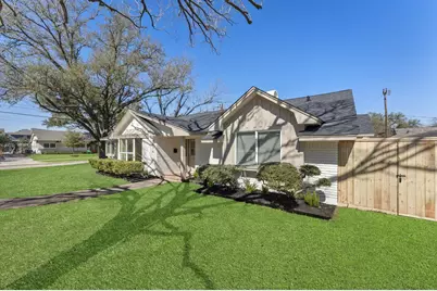 8014 Meadowcroft Drive, Houston, TX 77063 - Photo 4