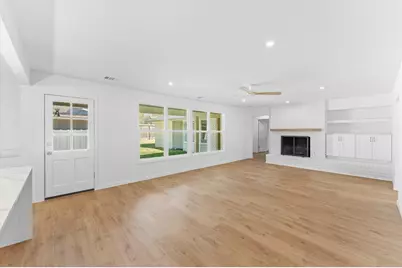 8014 Meadowcroft Drive, Houston, TX 77063 - Photo 10