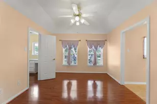 2407 Royal Palm Ct, League City, TX 77573 - Photo 32