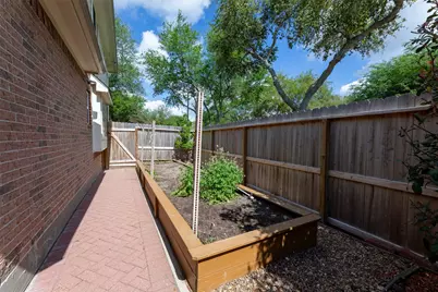 2407 Royal Palm Court, League City, TX 77573 - Photo 46