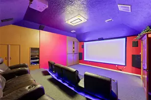 2407 Royal Palm Ct, League City, TX 77573 - Photo 4