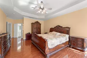 2407 Royal Palm Ct, League City, TX 77573 - Photo 20