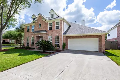2407 Royal Palm Court, League City, TX 77573 - Photo 1
