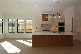 168 Pomelo Dr, Montgomery, TX 77316 - Photo 2