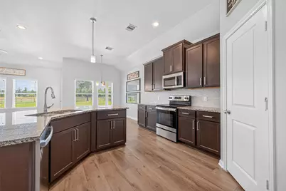 6130 Hazel Lake Drive, Conroe, TX 77303 - Photo 4