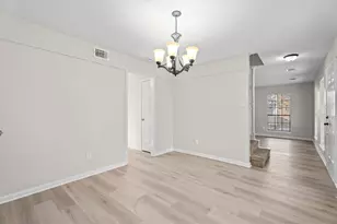 16015 Southampton Dr, Spring, TX 77379 - Photo 10