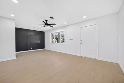 6131 Birdwood Road, Houston, TX 77074 - Photo 2