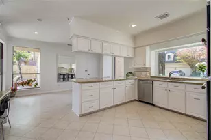 15835 N Barkers Landing Rd, Houston, TX 77079 - Photo 18