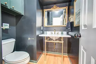 15835 N Barkers Landing Rd, Houston, TX 77079 - Photo 14