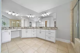 8676 Meadowcroft Dr, Houston, TX 77063 - Photo 30