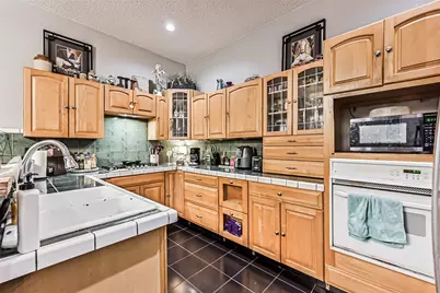 1713 Moody Avenue, Galveston, TX 77550 - Photo 8