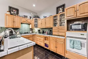 1713 Moody Ave, Galveston, TX 77550 - Photo 8