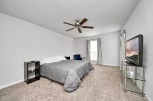 4641 Wild Indigo St, Houston, TX 77027 - Photo 18