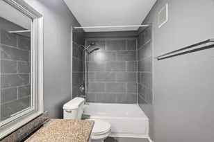 14550 Fonmeadow Dr, Houston, TX 77035 - Photo 8