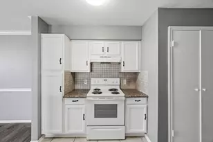 14550 Fonmeadow Dr, Houston, TX 77035 - Photo 18